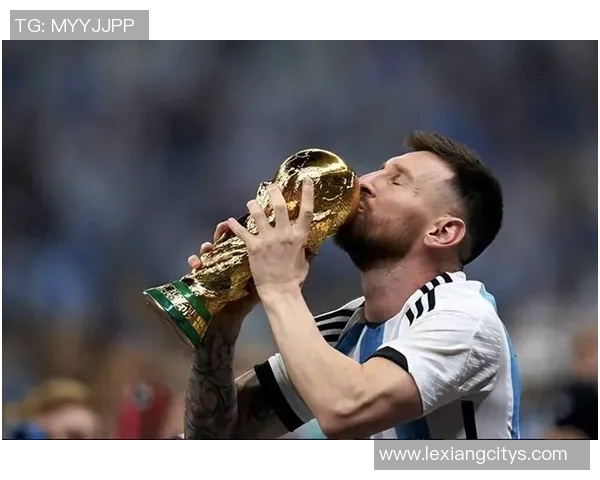 足球传奇与时代变迁：从贝利到梅西的历史演变与成就解析